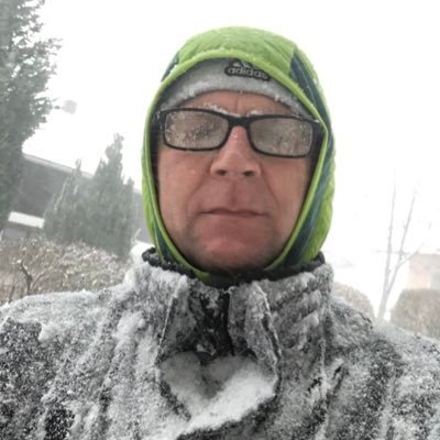 MartinStaudt's profile picture. Versucht doch einfach mal, nett zueinander zu sein! Regt euch nicht immer gleich so auf! Geht raus, tut irgendwas Gutes!