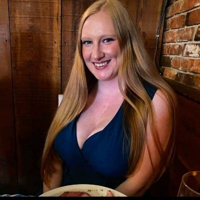 jesskaycodes's profile picture. Teaching myself Web Dev | Currently working in Javascript | Southern Lady | Lover of all things Pink |