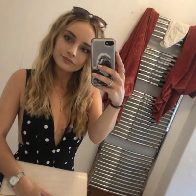 AlexRichtea's profile picture. When its sunny als a happy bunny