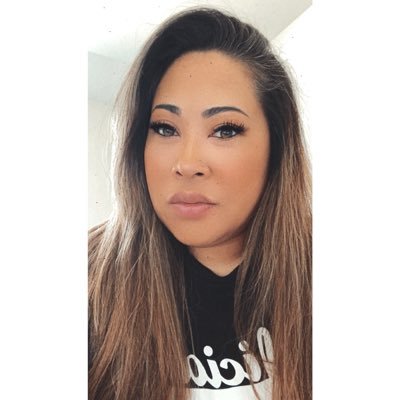 MamaKhenaaa's profile picture. 💯