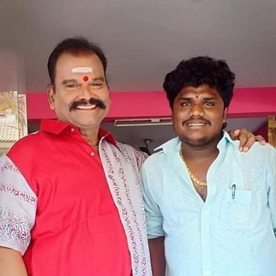 KARAiKUDIVELMU3's profile picture. மக்கள் இசை பாடகர் நடிகர்@ கிராமத்து வேலவன் கிராமிய ஆடலும் பாடலும் பல்சுவை கலைநிகழ்ச்சி கலைக்குழு திரையிசை நிகழ்ச்சியும் நடத்திதறப்படும்@9659175621:8270070597: