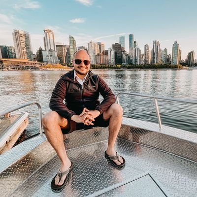 Aspiring business leader, entrepreneur, mentor, traveller.
