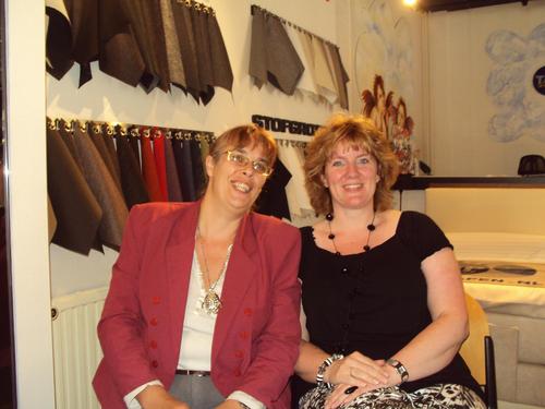 Wij zijn de meisjes van Topslapen.nl de beddenspeciaalzaak in Arnhem eo. Wij zijn nieuwsgierig en adviseren graag.
Slaap lekker.