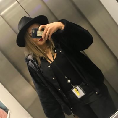 Doumi_Dz's profile picture. Ne fais pas aux autres ce que tu ne veux pas qu'on te fasse.