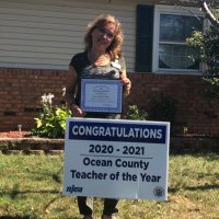 Lucia Giavatto-DiLeo (@lmdileo) 's Twitter Profile