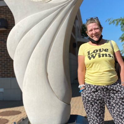 hi, I’m a mom, I’m a handicrapper, and I’m one of those “damn women”, I’ve had lots of jobs my two favs were bartender and activist.