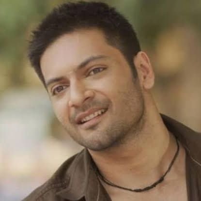 Guddu_560's profile picture. Guddu Bhaiya from UP17  #AlluArjun #MumbaiIndians Fan for life