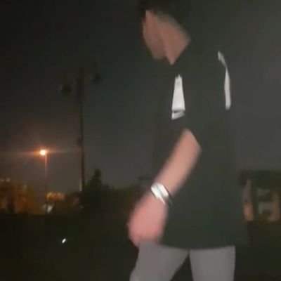 AmirrSavages's profile picture. گر بگویم که تو در خون منی، بهتان نیست...☘️