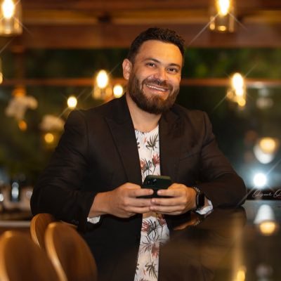 josueacustik's profile picture. Creativo / Estratega / Viajero / Apasionado por el arte y cultura