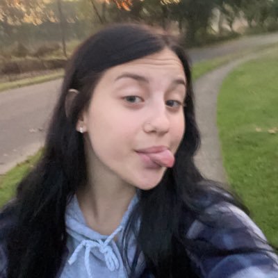 gabriellagiann3's profile picture. waterrrrrr