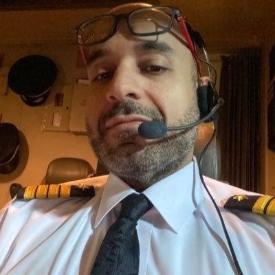 CAPTAIN B777 - Saudia Airlines.      مشاركتي تمثلني انا ولا تمثل جهة عملي 😎