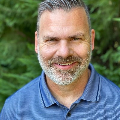 Strategic Business Consultant helping to tell your story through the digital world and beyond!