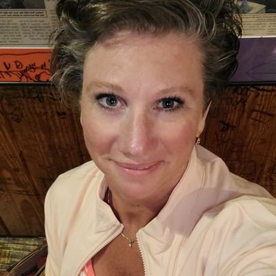 barelymoving1's profile picture. Law Grad/law clerk .. just getting back up & trying again!