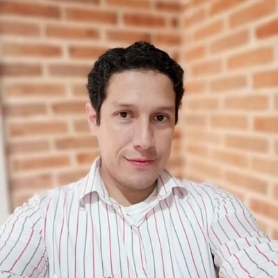 Lo contrario de la pobreza no es la riqueza, es la justicia.