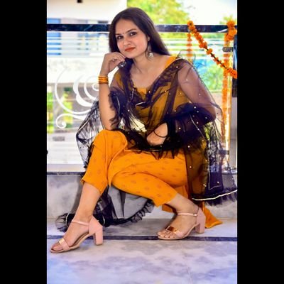 21🙋🏻♀️|| राष्ट्र प्रथम 🇮🇳|| धर्मो रक्षति रक्षितः || https://t.co/dXYNEfkyOW