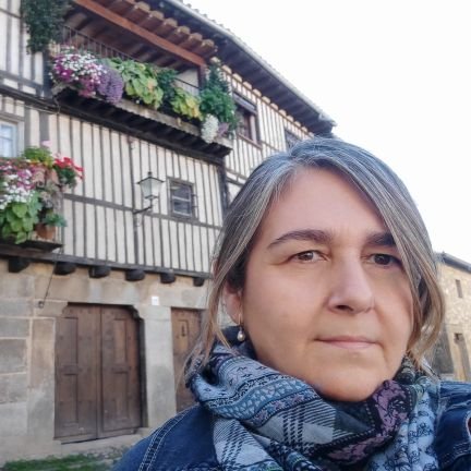 Profe de #FP Administración y Gestión. Soy #madre, planté un árbol y espero (algún día) escribir un libro 😉. #frescalor #cosmopueblita, #meencantateruel ❤