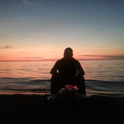 ‏‏‏Antivaccine🇦🇷🇱🇧🇵🇸انا اريد وانت تريد و الله يفعل ما يريد ، دائم التوكل على الله
الأرجنتين عشقي
Staff nurse