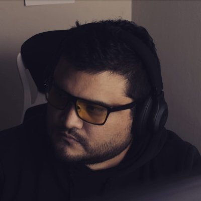 xavarri's profile picture. Web Developer, pre-pandemic home worker.