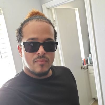 thepettycash's profile picture. I don't know what to put here