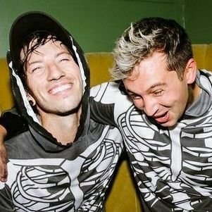 new clikkie struggle tweets account! dm if you have a good one :)