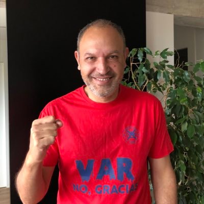 Tenemos que acabar o, por lo menos, cambiar el VAR, la innovación más nociva en la historia del fútbol. https://t.co/9lwf3BudSJ