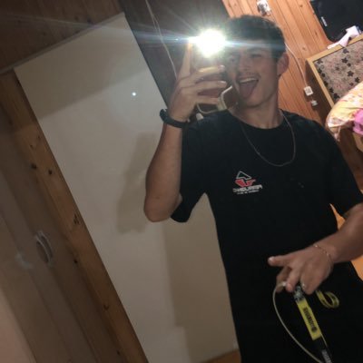 @TLumbieri 💍 21y de pura cachaça 🤟🏻🤪