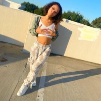 Lexis🏄🏽♀️ (@a1vxis) 's Twitter Profile