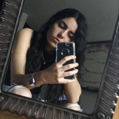 sofialvl's profile picture. sin pausa pero sin prisa