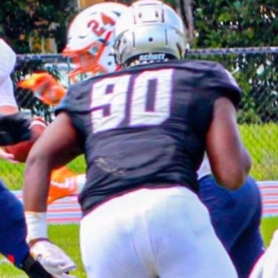 |6’2,238| Class of 2020| 3-YEAR ELIGIBILITY | BIG 44 Brooklyn All STAR ⭐️| DE/OLB/DT| looking for a home🏫| My email is snightengale1111@gmail.com| #JUCOPRODUCT