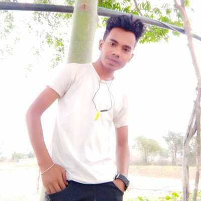 I'm Ramlakhan kushwah from madhya Pradesh. I'm student of college 2st year .(science).