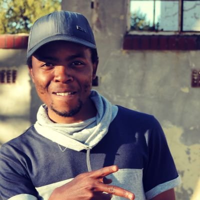 katlegoDoctorM's profile picture. https://t.co/92JDJoXJF4
Man Utd ⚽

follow me