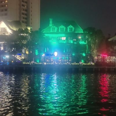 DZ3ves's profile picture. 只要开心就好