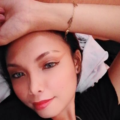 JelouAmber's profile picture. New Twitter acct. can't access my official @emurxenurmyn 🥺