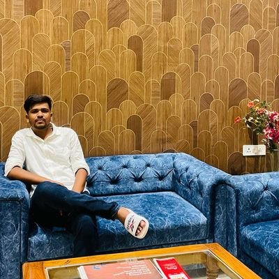 Abhishek78089's profile picture. #Engineer in making 
#politics lover