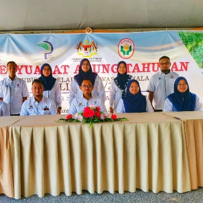 PpkKetil's profile picture. PERTUBUHAN PELADANG KAWASAN KUALA KETIL, 
JALAN BALING,09300 KUALA KETIL,KEDAH.
TEL.PEJ : 04-4163329
TEL.FAX : 04-4161186
EMAIL : ppkkualaketil@yahoo.com