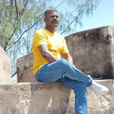 CHARLESSAMNOBLE's profile picture. 