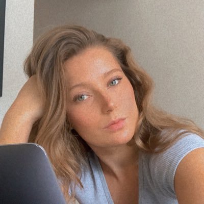 connie_wemyss's profile picture. Insta: conniewemyss