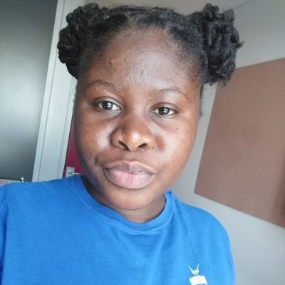 PraiseSithole20's profile picture. To have wine, grapes have to be crushed✨