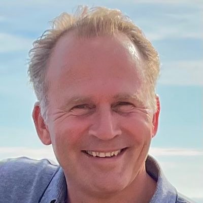 Directeur @voskampgroep | Bouwminded | Klantgedreven | Samenwerken | Optimist | Familie | Humor | Multimedia | Voetbal | Wielrennen | Golf | Reizen