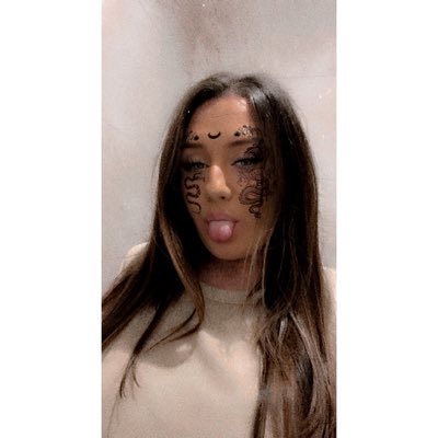 megsaunders_xo's profile picture. Do not judge my story by the chapter you walked in on🤙🏼