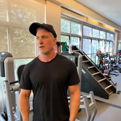 beesee2u's profile picture. 