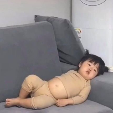 slibaw_w's profile picture. take a deep breath