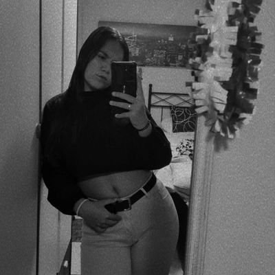 aadrianagmzz's profile picture. Muy mía, muy a lo mío.👸🏽💋

 ^🃏KARMA👹^