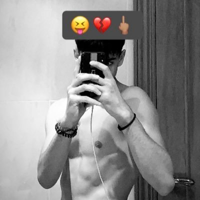 Insta y TikTok : @joanmachado_ 🇪🇸❤️ Si me seguís os sigo 💞🍻