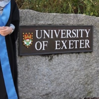 دكتوراة في التربية الخاصة من جامعة UniofExeter@ - مهتمة بالعوق السمعي والدمج الأكاديمي