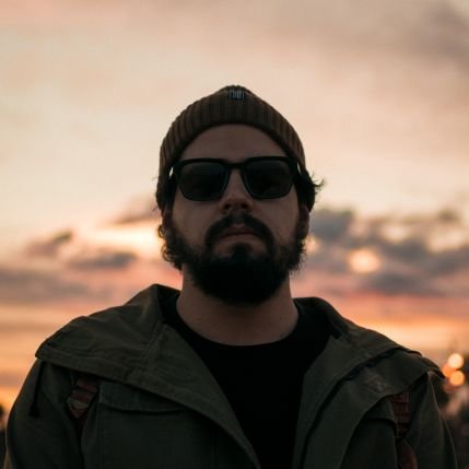 HerNasti's profile picture. Filmmaker. Photographer. Seeker // Confused melomaniac. Bitácora H🎙️ // F1 and Football enthusiast 🔴⚫.