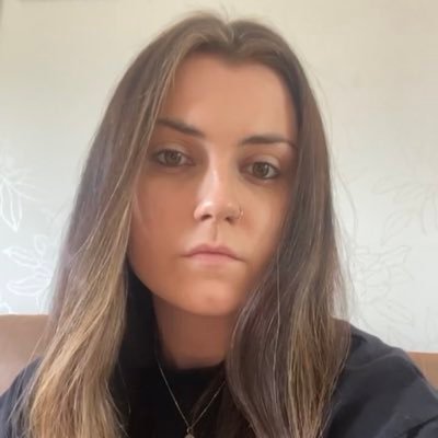 South London 📍 Primary school teacher at an ASD school 📚 Newhaven Ladies Goalkeeper ❤️💛 CPFC 🦅⚽️