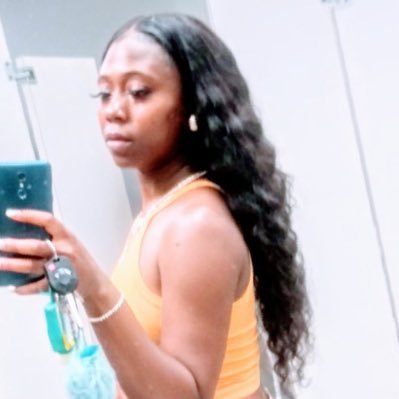 💄 #GodFirst🙏 #Hairstylist💇#WriterInTheMaking🖊📕 #iLoveArt🖌 🎨 Instagram: #britbrittney9 #Millionaire TIKTOK: @brittneypretty