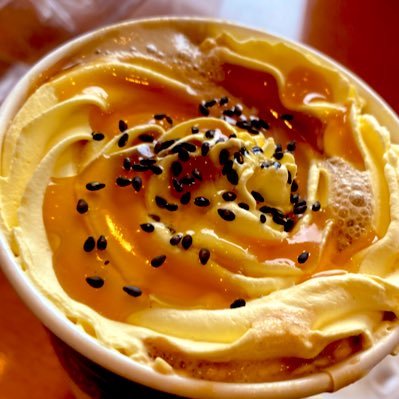 asakama1's profile picture. 食べる🍟寝る🛌キャンプ動画🏕マイクラ🐮温泉♨️