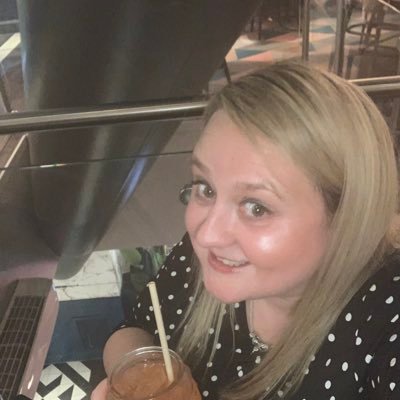 bettyboobypants's profile picture. 💕 single girl, social butterfly 🦋 Capture that picture because it will be a memory to last 4ever.